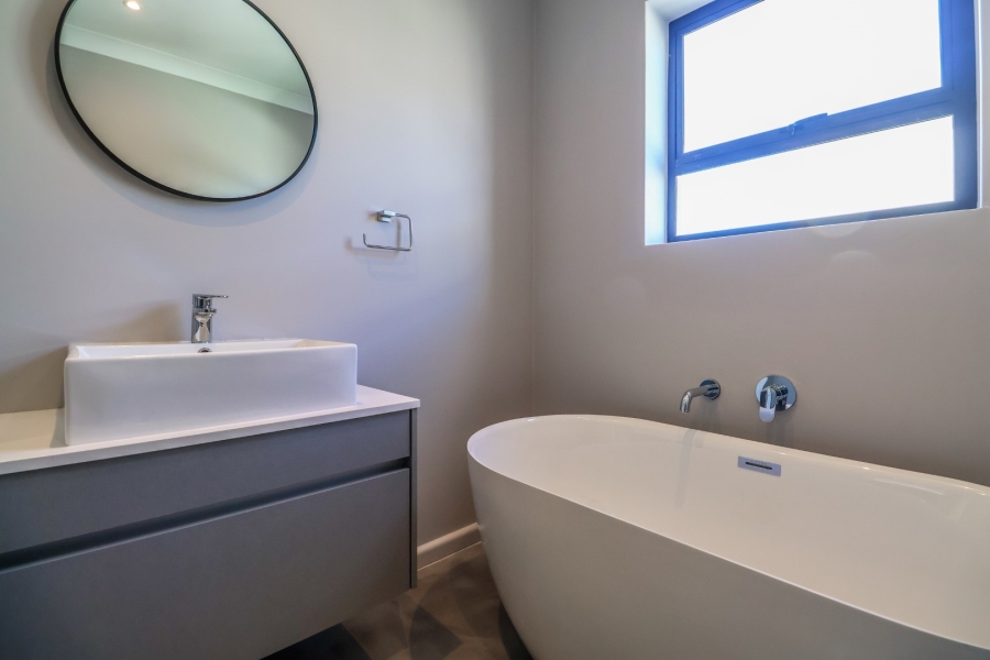 3 Bedroom Property for Sale in Plettenberg Bay Central Western Cape